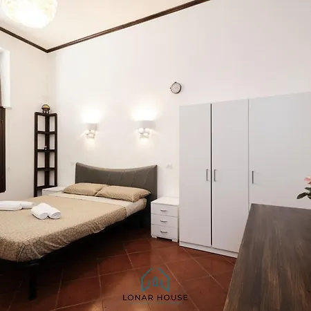 Apartment San Giovanni In Laterano 190 *